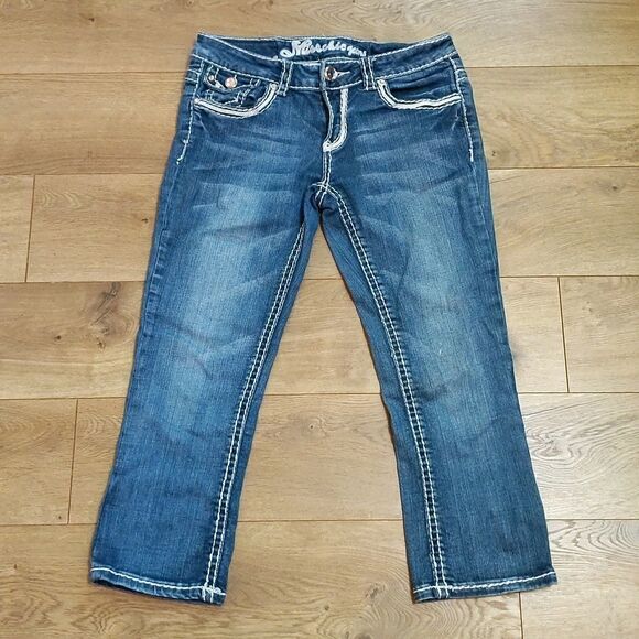 Miss Chic USA Capri Embellished Jeans Juniors 5 - Picture 1 of 11